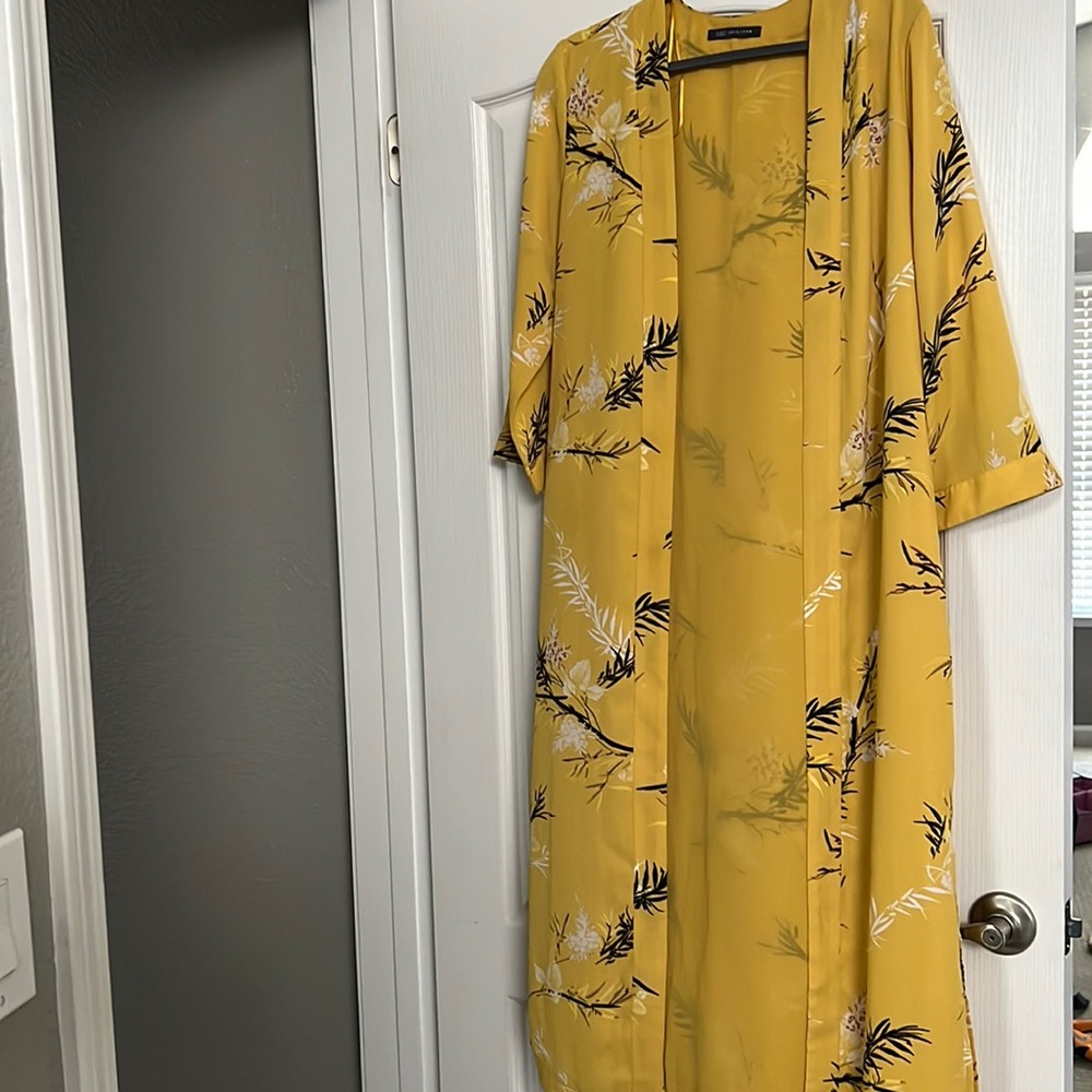 Marks & spencer yellow color kimono with 3/4 sleeves